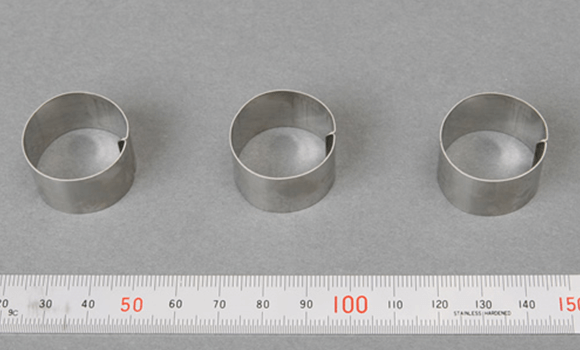 材質：SUS301 3/4H 板厚：0.4